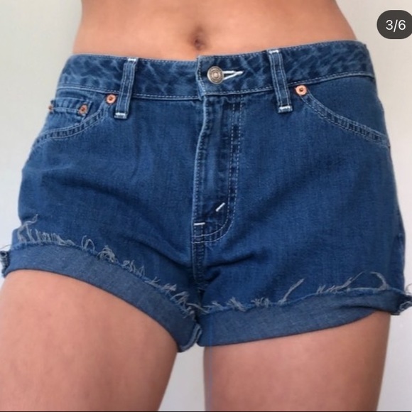 LEVIS SHORTS - Picture 3 of 6